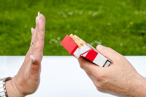 not smoking is a healthy lifestyle habit